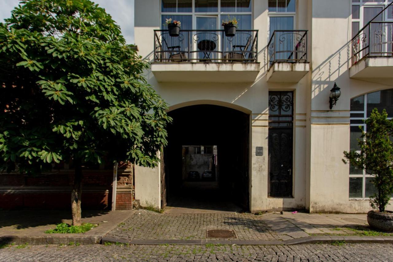 Apartments In The Historical Center Of Batumi, Near The Seaside Park מראה חיצוני תמונה