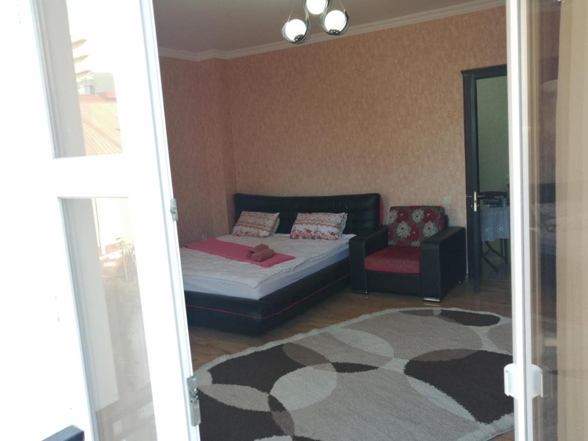 Apartments In The Historical Center Of Batumi, Near The Seaside Park מראה חיצוני תמונה
