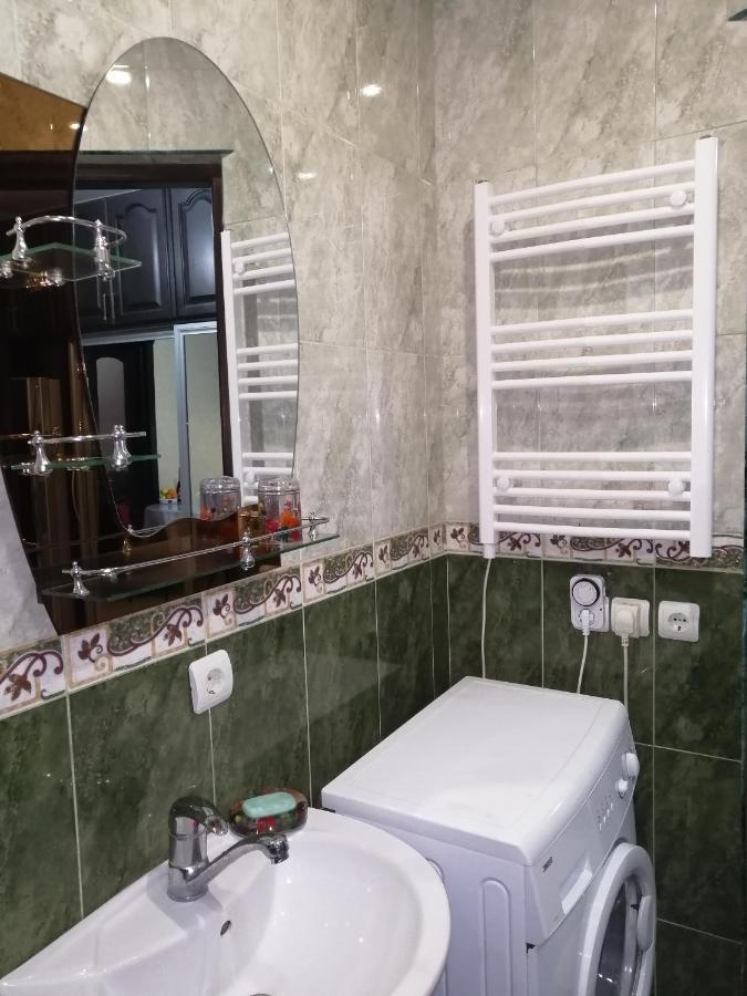 Apartments In The Historical Center Of Batumi, Near The Seaside Park מראה חיצוני תמונה